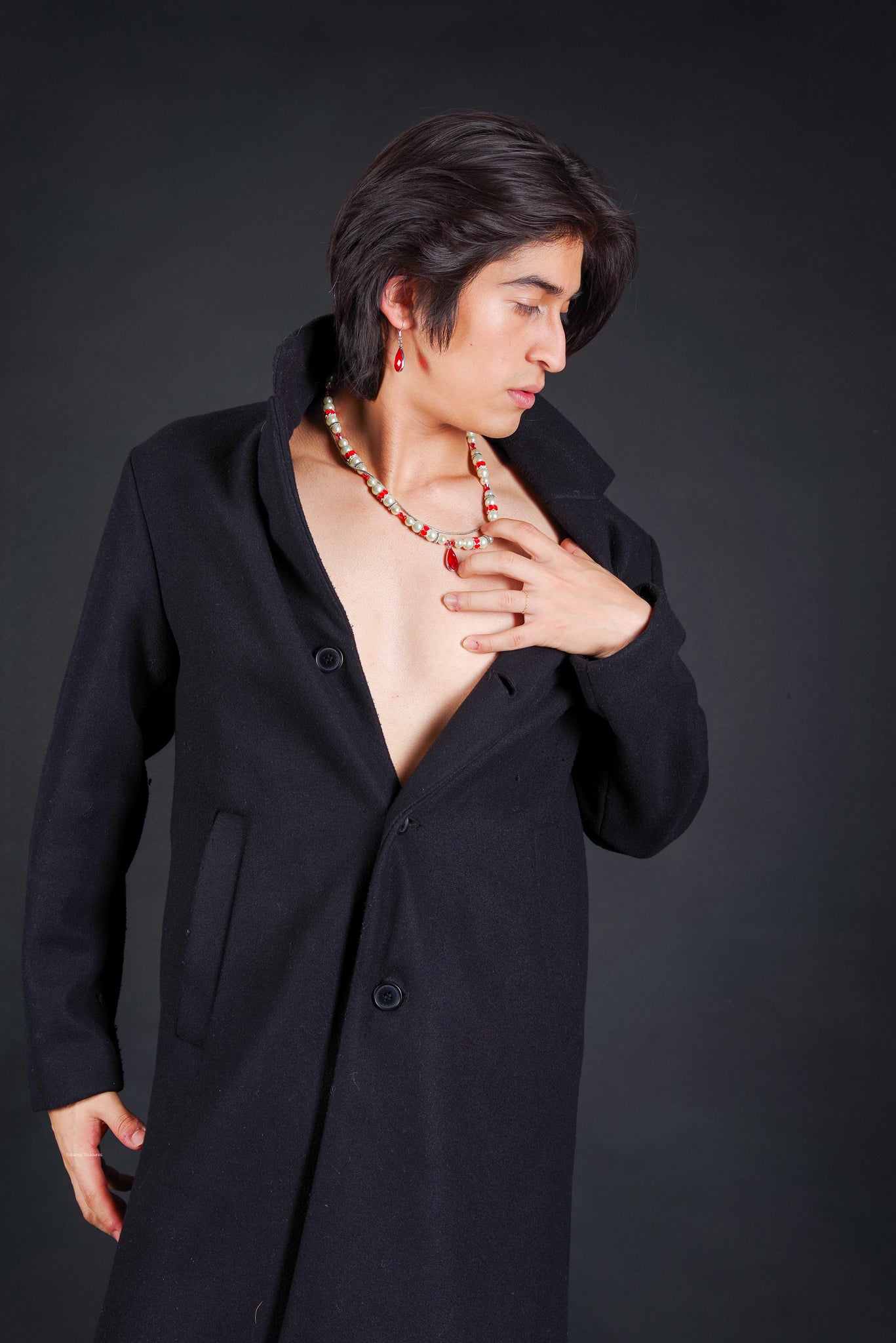 Beaded Pearl Necklace with Red WaterDrop Crystal Pendants