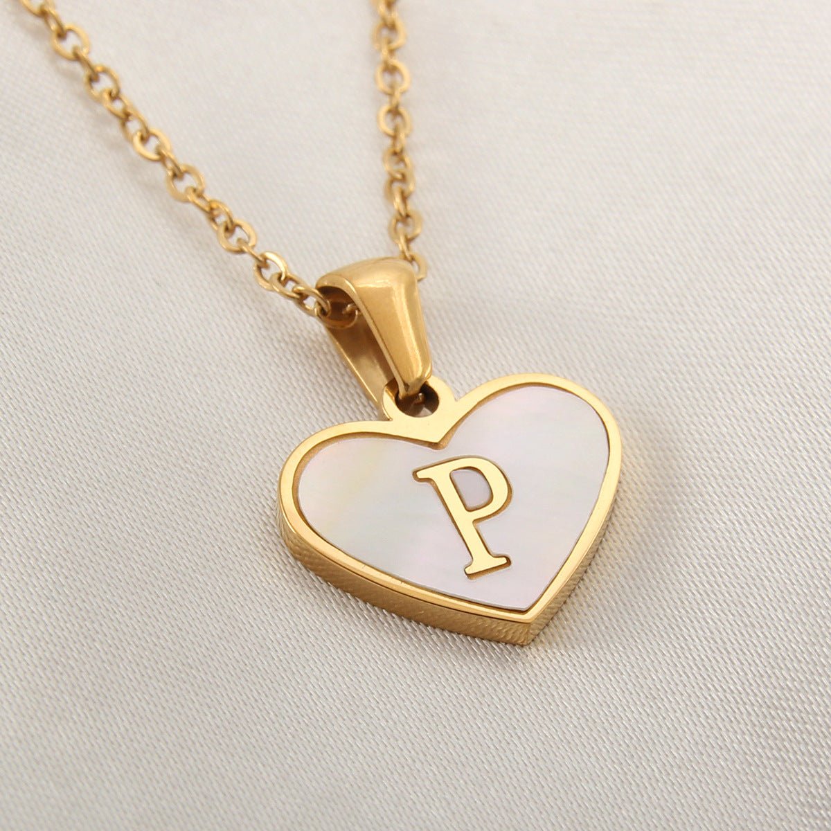 Initial and Letter Heart - shaped Gold Necklace White Shell Love Clavicle Chain Fashion Personalized Necklace For Women Jewelry Valentine's DayNecklace