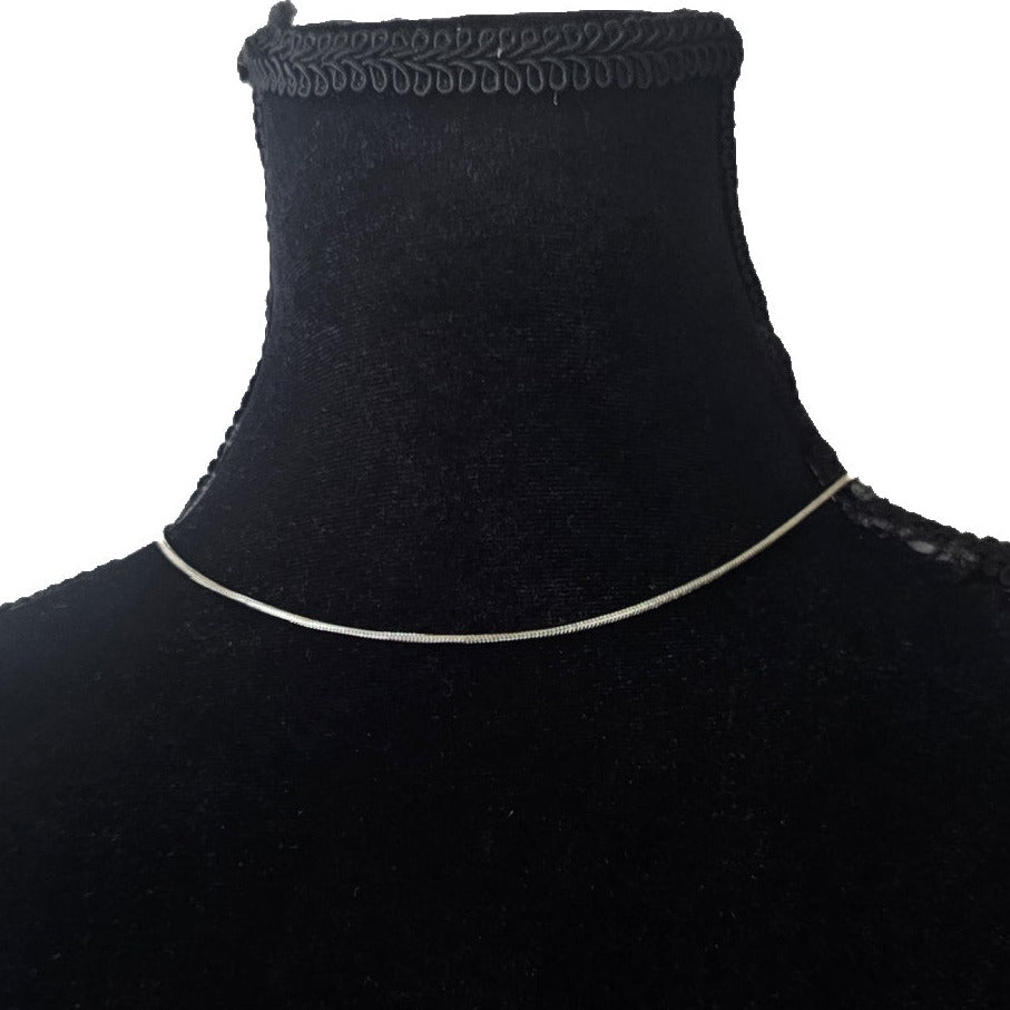 Silver Rose Snake Chain BackDrop NecklaceNecklace