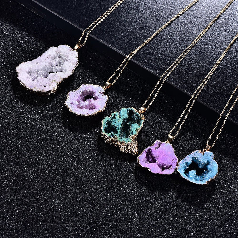 Women's Natural Agate Crystal Cave Stone Pendant NecklaceNecklace